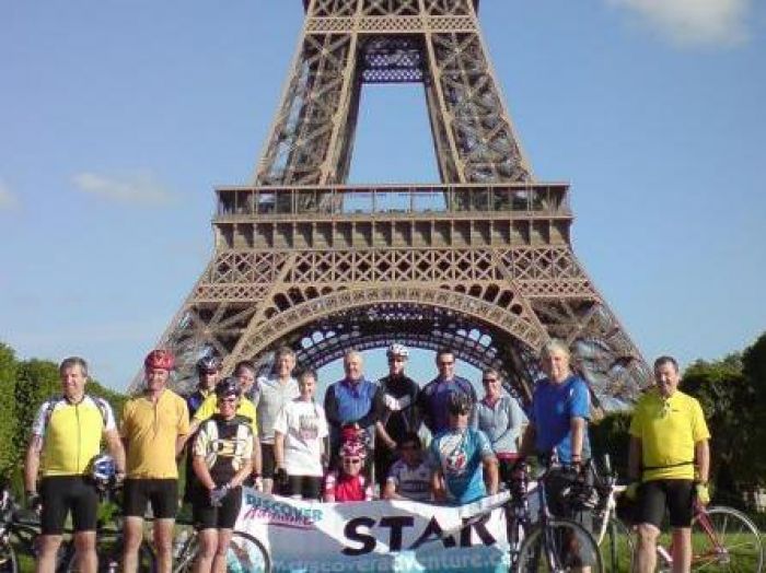 People in front of Eiffel Tower